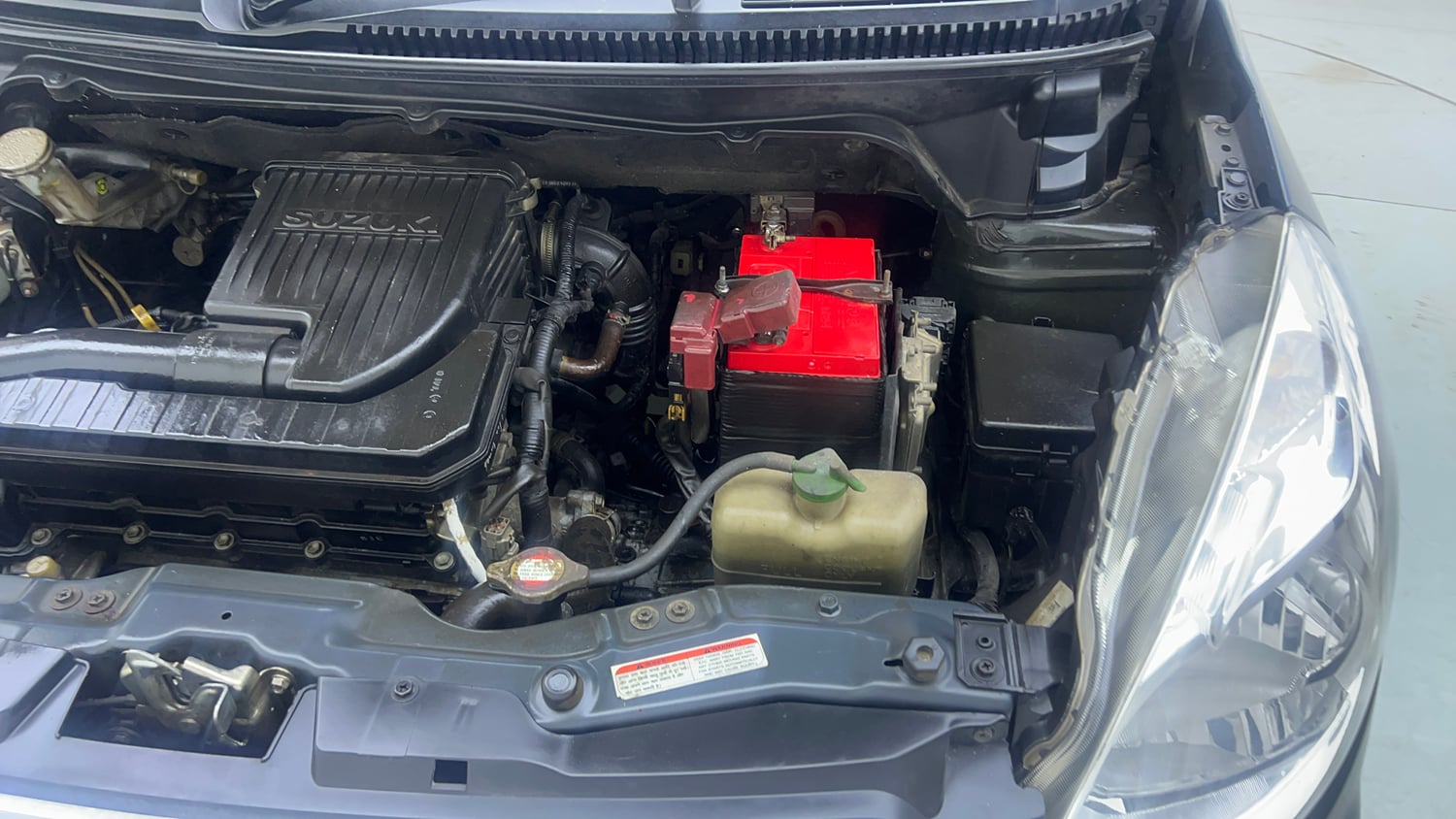 Used 2016 Maruti Suzuki Ertiga ZXI+ Petrol Manual engine ENGINE LEFT SIDE VIEW