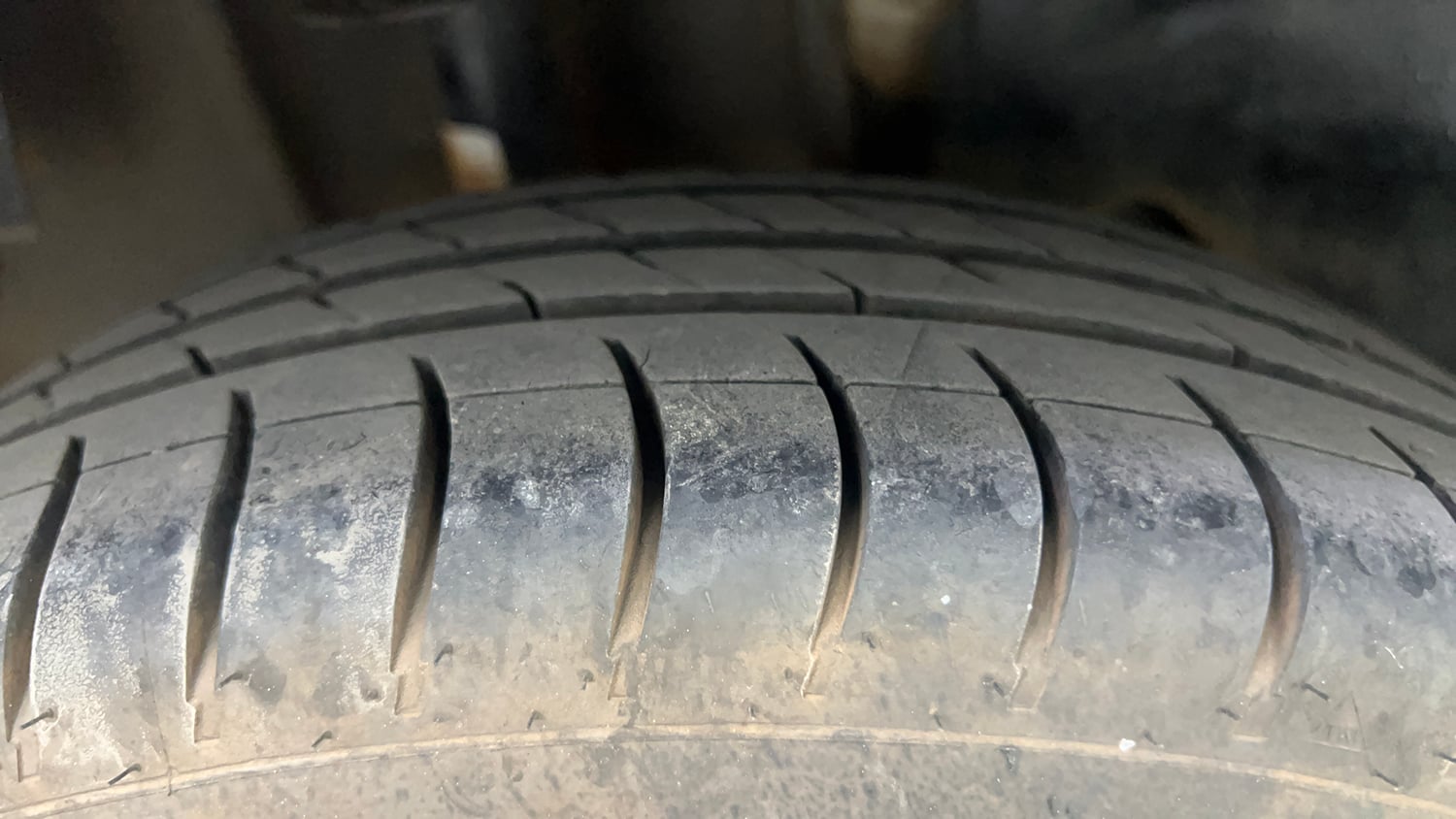 Used 2017 Tata Tiago Revotron XZ Petrol Manual tyres RIGHT REAR TYRE TREAD VIEW