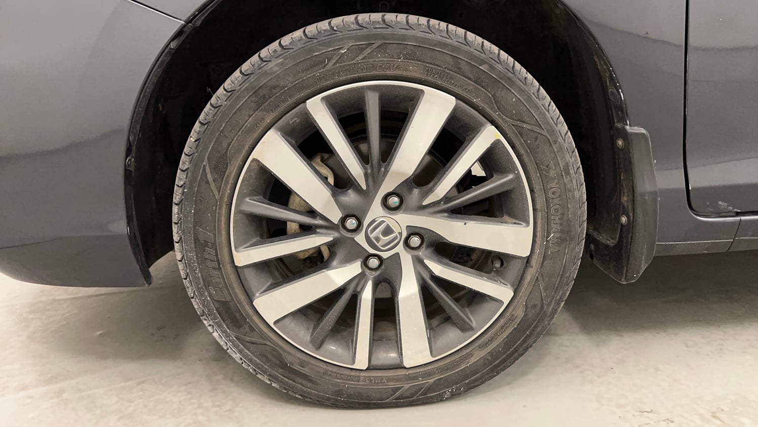 Used 2022 Honda City VX Diesel Diesel Manual tyres LEFT FRONT TYRE RIM VIEW