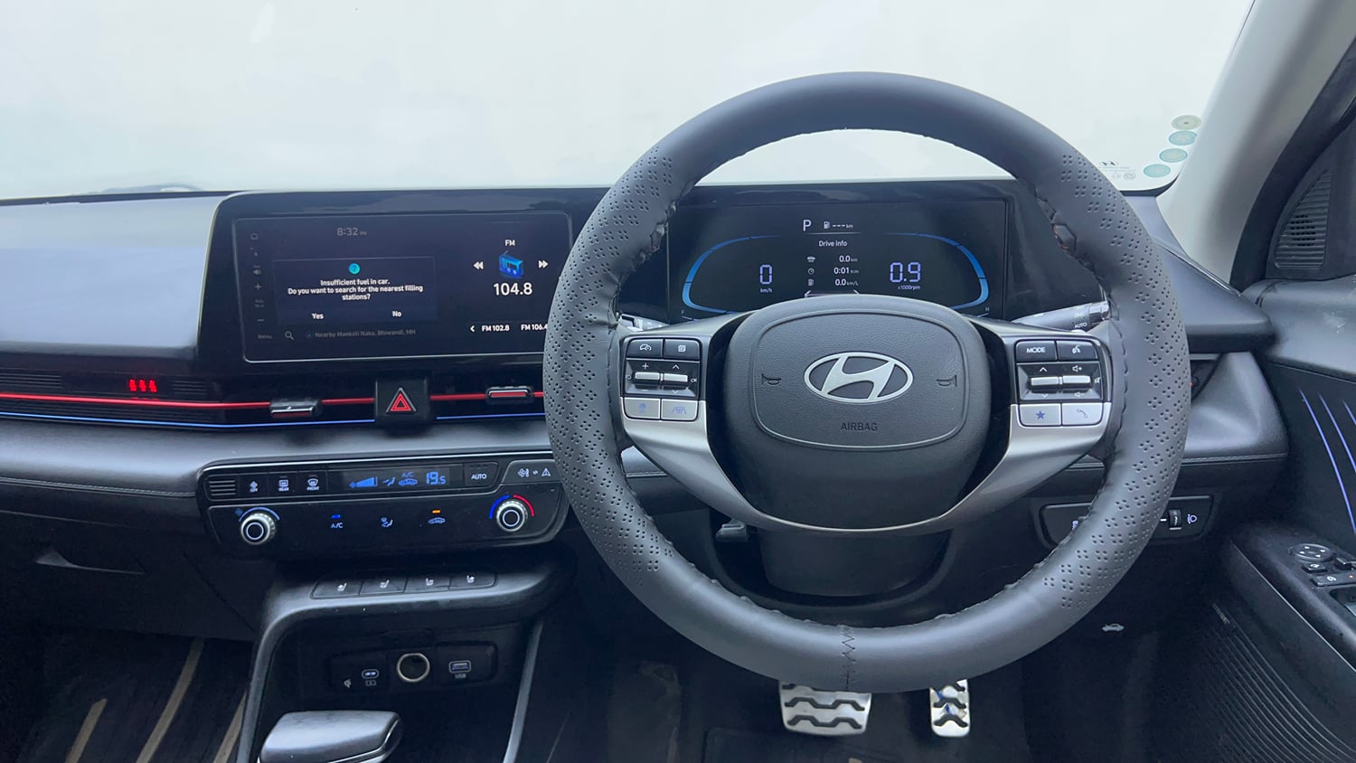 Used 2023 Hyundai Verna SX (O) 1.5 Turbo Petrol DCT Petrol Automatic interior STEERING VIEW