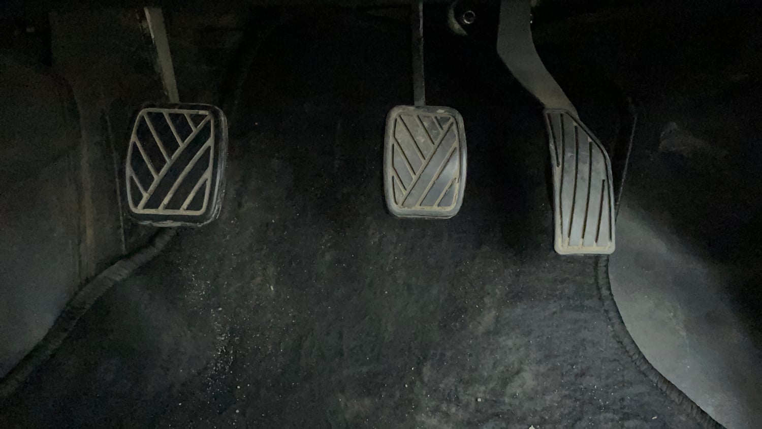 Used 2014 Maruti Suzuki Swift VXi Petrol Manual interior PEDALS VIEW