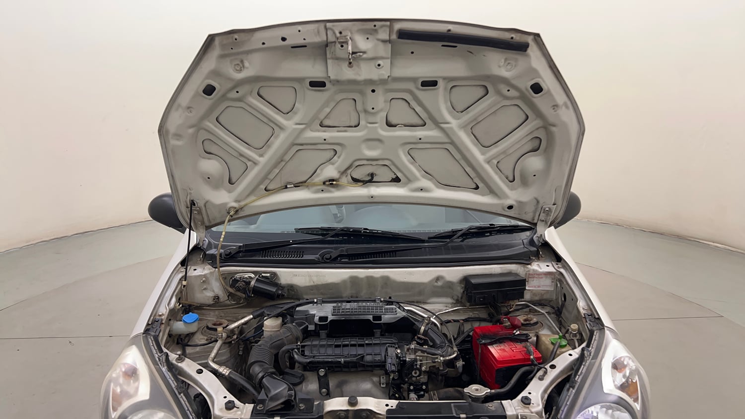 Used 2014 Maruti Suzuki Alto 800 Lxi Petrol Manual engine ENGINE & BONNET OPEN FRONT VIEW