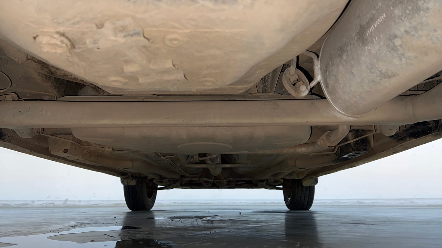 Used 2020 Tata Tiago XZ Plus Petrol Manual extra REAR UNDERBODY VIEW (TAKEN FROM REAR)