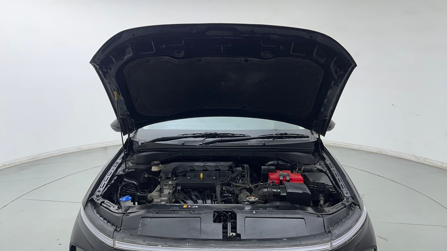 Used 2023 Hyundai Verna SX (O) 1.5 Petrol IVT Petrol Automatic engine ENGINE & BONNET OPEN FRONT VIEW