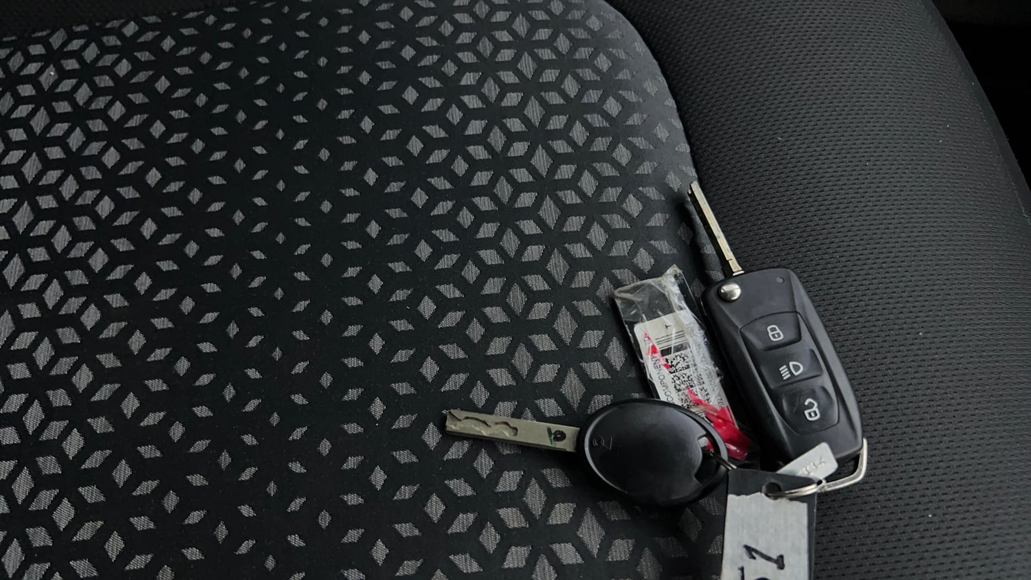 Used 2019 Tata Nexon XMA Petrol Petrol Automatic extra CAR KEY VIEW