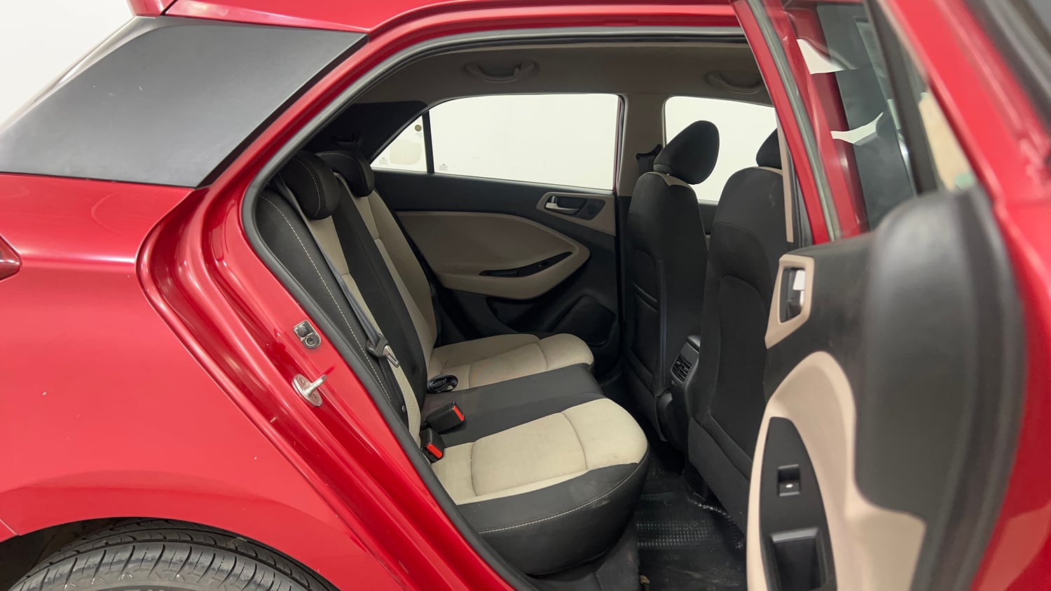 Used 2015 Hyundai Elite i20 Asta 1.2 Petrol Manual interior RIGHT SIDE REAR DOOR CABIN VIEW