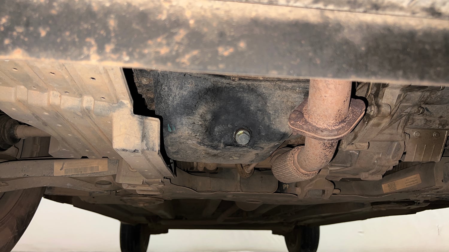Used 2022 Tata Punch Accomplished AMT Petrol Automatic extra FRONT LEFT UNDERBODY VIEW