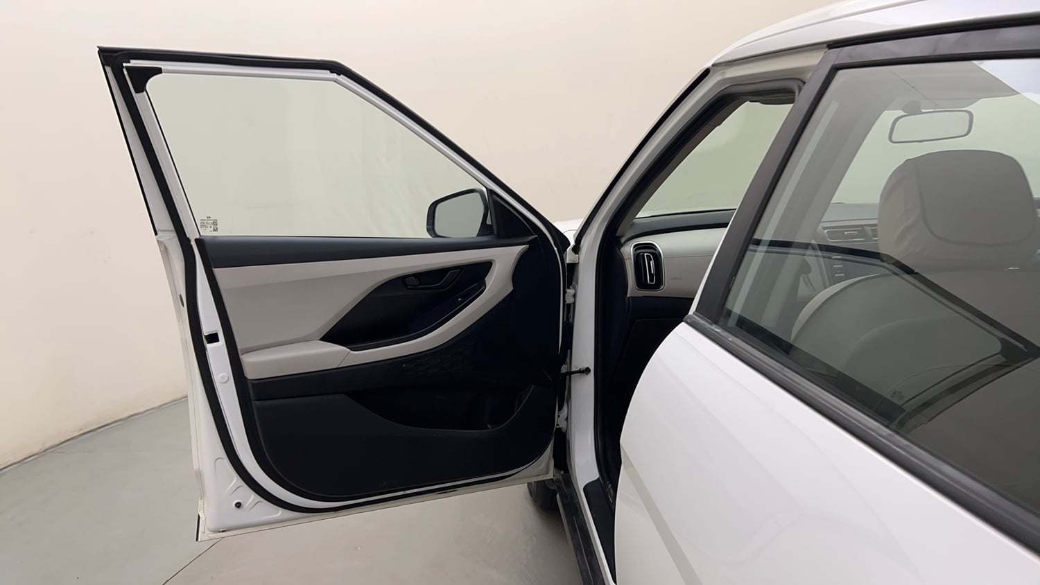 Used 2020 Hyundai Creta EX 1.5 Petrol Petrol Manual interior LEFT FRONT DOOR OPEN VIEW