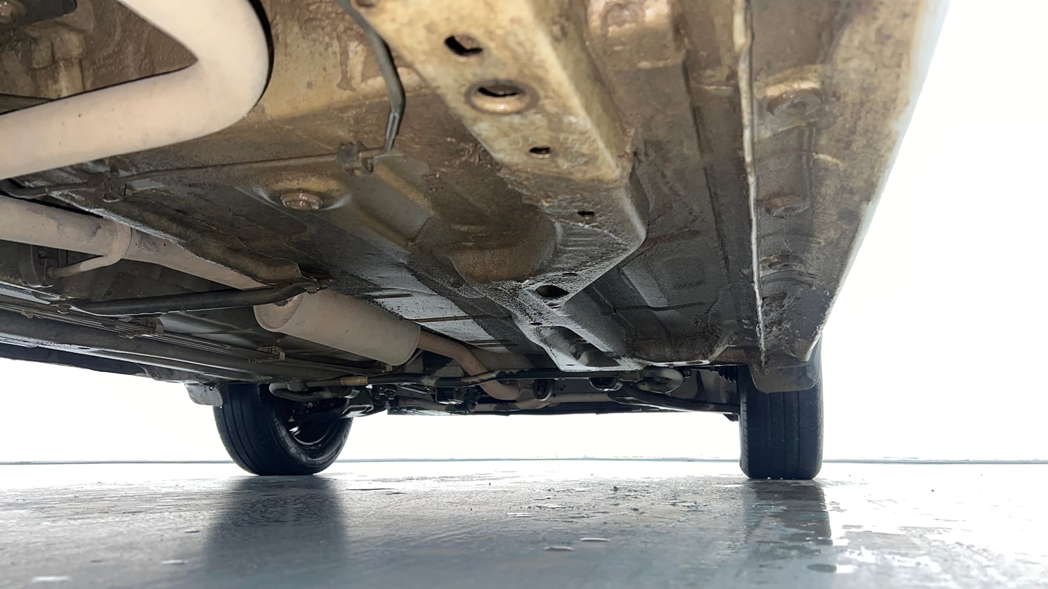 Used 2022 Tata Tiago XT CNG Cng Manual extra REAR RIGHT UNDERBODY VIEW
