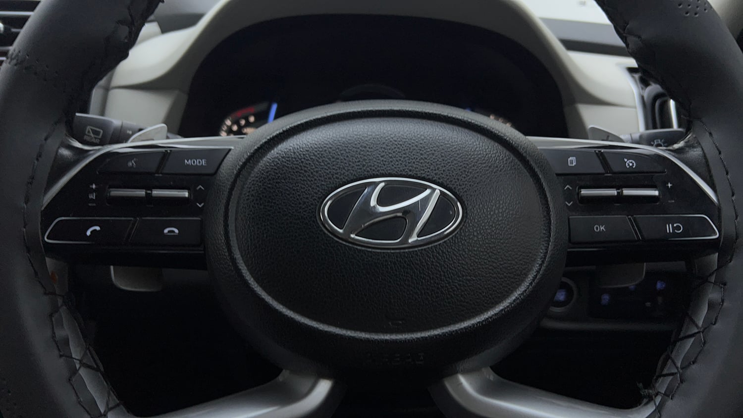 Used 2023 Hyundai Creta SX (O) 1.5 Petrol IVT Petrol Automatic top_features Cruise control