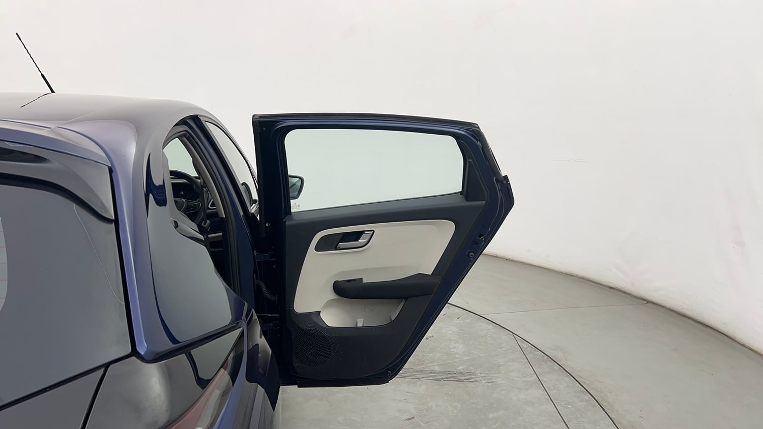 Used 2023 Tata Altroz XZ Petrol Petrol Manual interior RIGHT REAR DOOR OPEN VIEW
