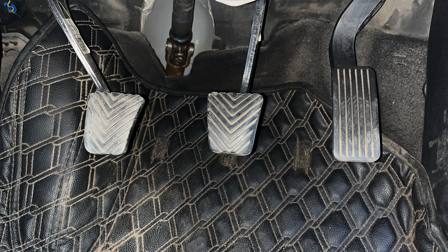 Used 2021 Kia Seltos HTX 1.5 Diesel Diesel Manual interior PEDALS VIEW