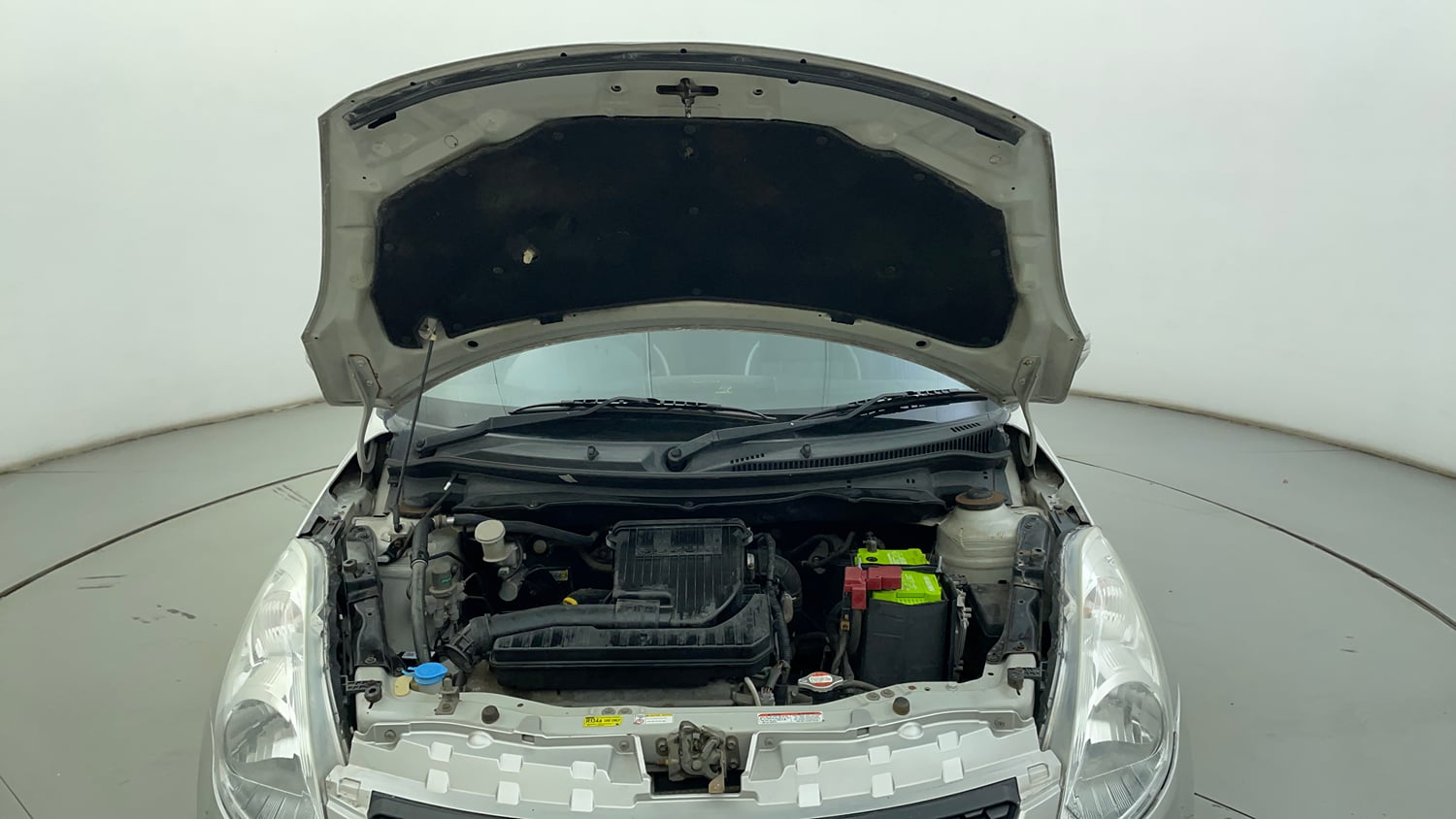 Used 2014 Maruti Suzuki Swift VXi Petrol Manual engine ENGINE & BONNET OPEN FRONT VIEW