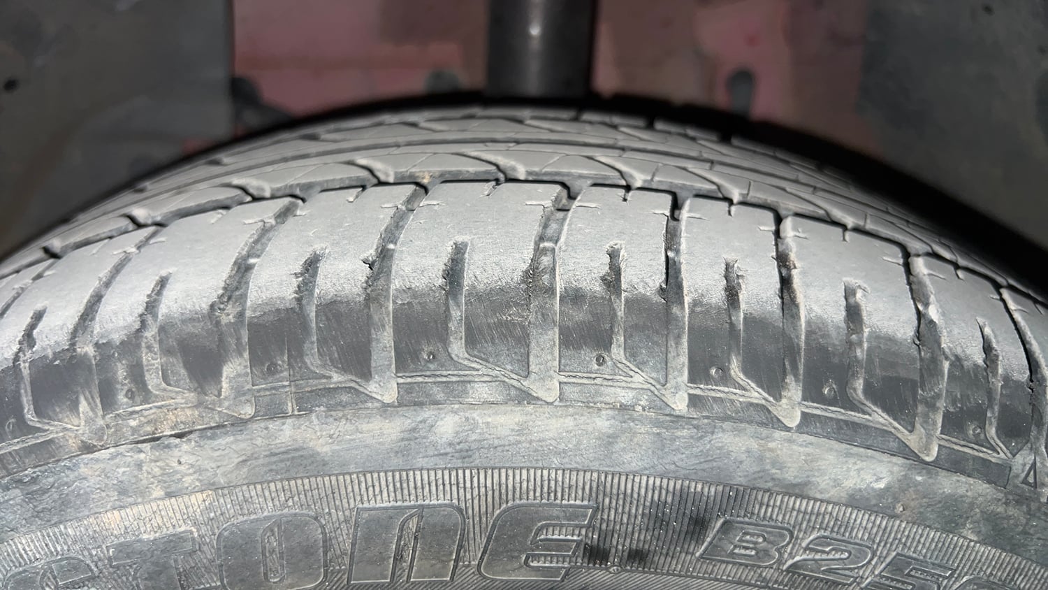 Used 2016 Tata Zest XT Petrol Petrol Manual tyres LEFT FRONT TYRE TREAD VIEW