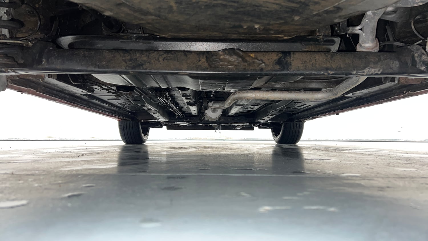 Used 2021 Maruti Suzuki Alto 800 LXi CNG Cng Manual extra REAR UNDERBODY VIEW (TAKEN FROM REAR)