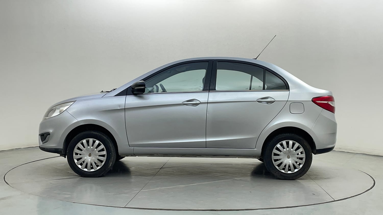 Used 2015 Tata Zest XM Petrol Petrol Manual exterior LEFT SIDE VIEW