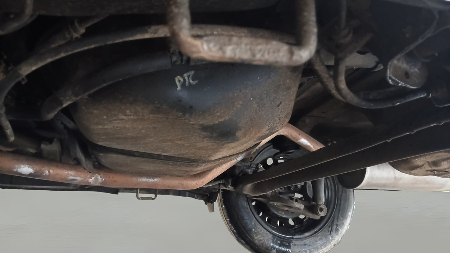 Used 2017 Maruti Suzuki Ciaz Delta 1.4 MT Petrol Manual extra REAR UNDERBODY VIEW (TAKEN FROM REAR)