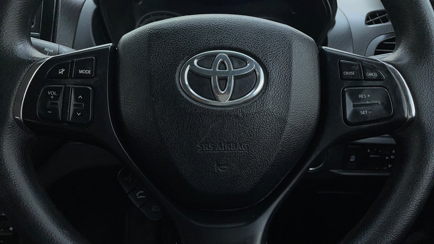 Used 2022 Toyota Urban Cruiser High Grade AT Petrol Automatic top_features Airbags