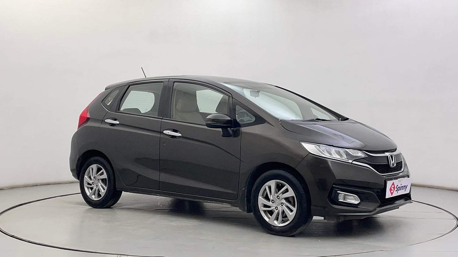 Used 2020 Honda Jazz ZX CVT Petrol Automatic exterior RIGHT FRONT CORNER VIEW