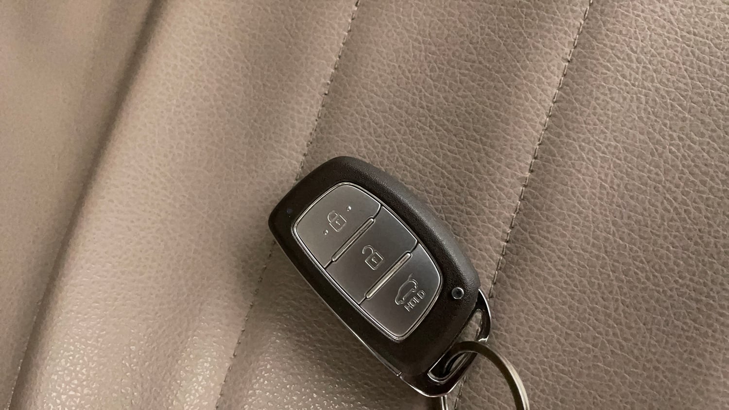 Used 2014 Hyundai Elite i20 Asta 1.2 Petrol Manual extra CAR KEY VIEW