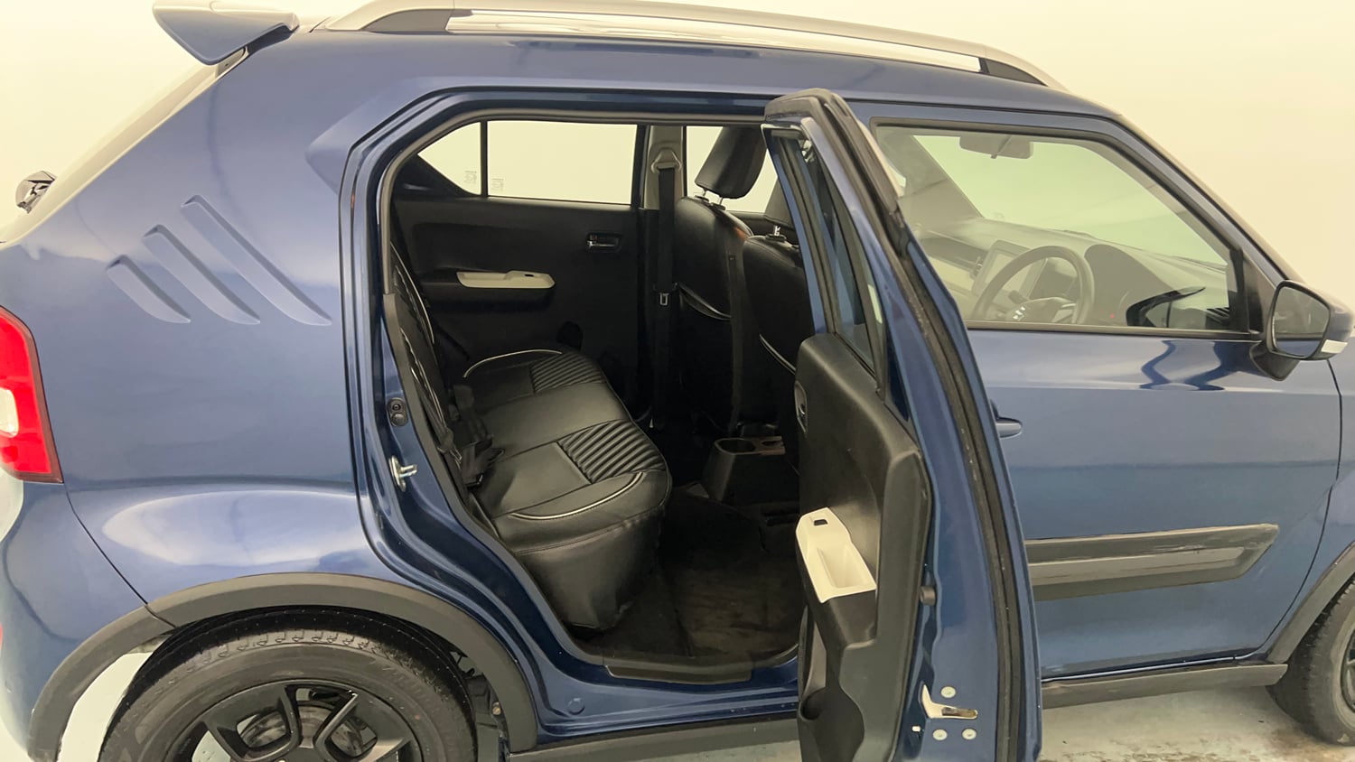 Used 2022 Maruti Suzuki Ignis Alpha 1.2 MT Petrol Manual interior RIGHT SIDE REAR DOOR CABIN VIEW