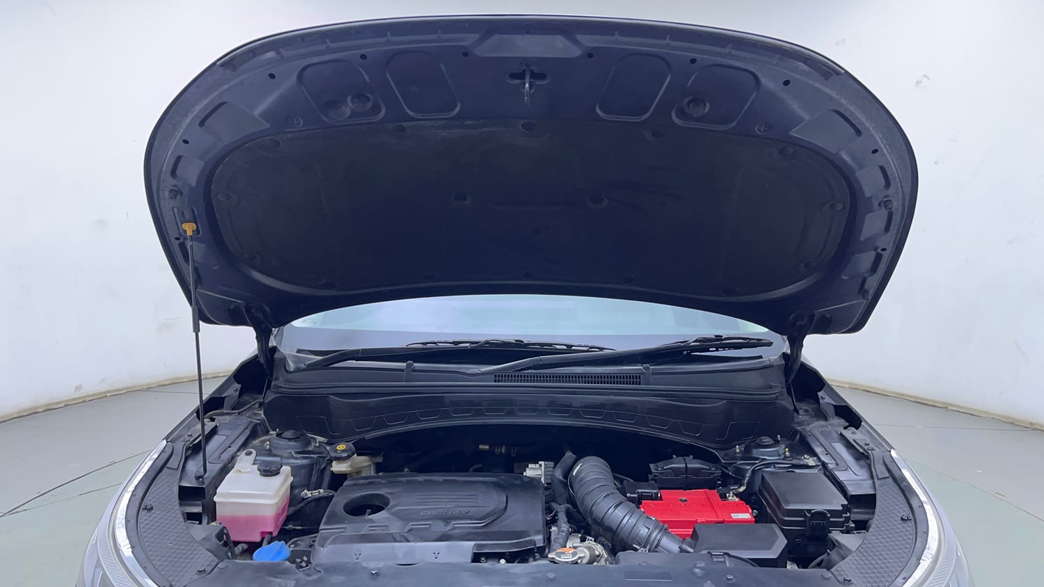 Used 2021 Kia Seltos HTX 1.5 Diesel Diesel Manual engine ENGINE & BONNET OPEN FRONT VIEW