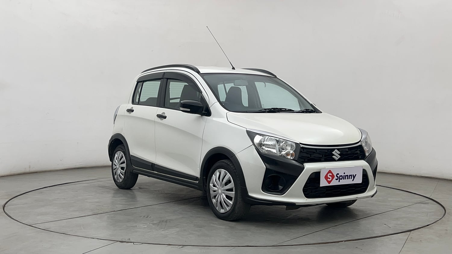 Used 2018 Maruti Suzuki Celerio X Zxi AMT Petrol Automatic exterior RIGHT FRONT CORNER VIEW
