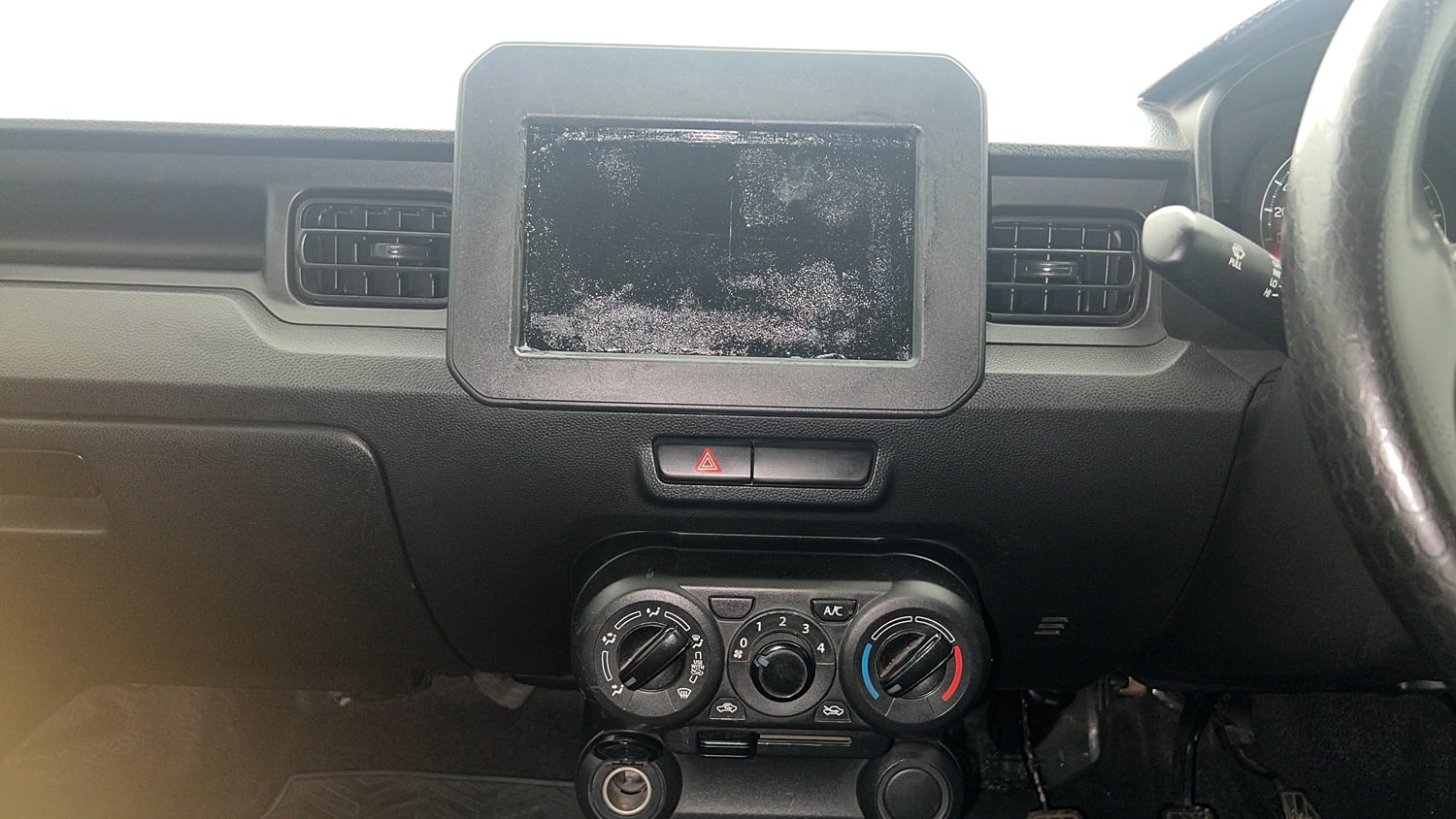 Used 2020 Maruti Suzuki Ignis Sigma 1.2 MT Petrol Manual interior MUSIC SYSTEM & AC CONTROL VIEW