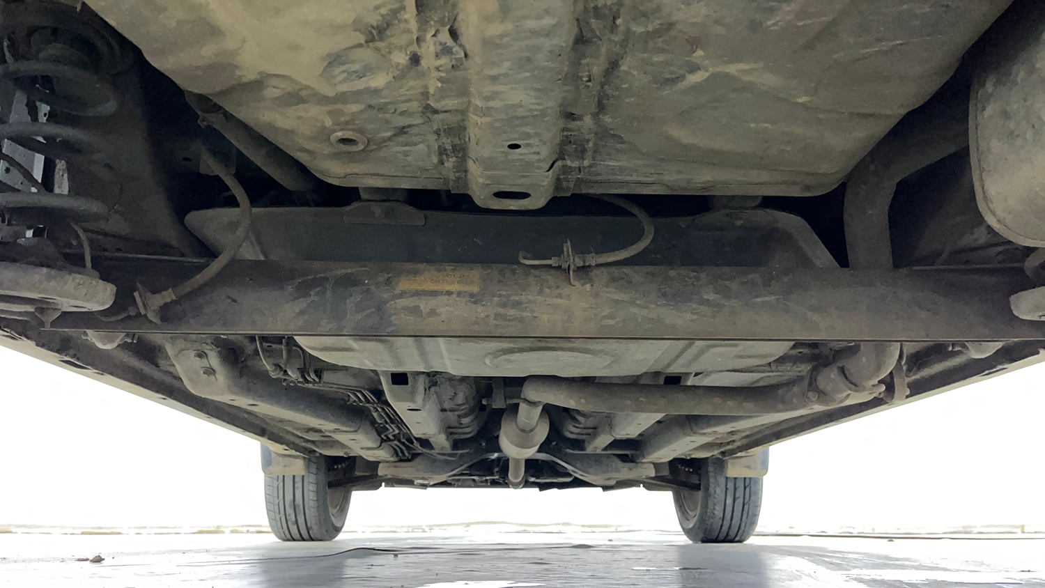 Used 2020 Tata Nexon XZA Plus (O) Dual Tone Petrol Automatic extra REAR UNDERBODY VIEW (TAKEN FROM REAR)