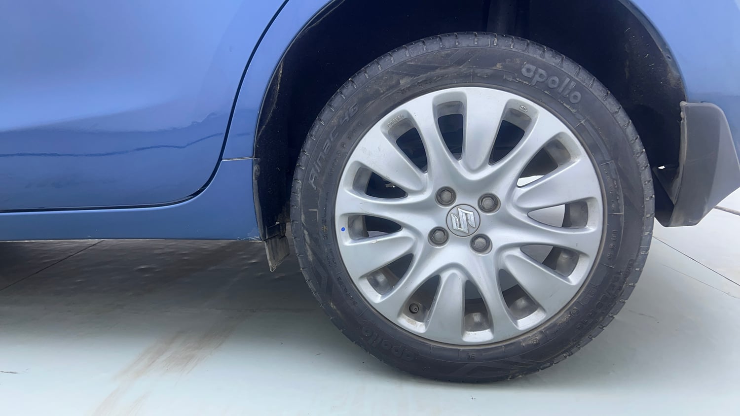 Used 2018 Maruti Suzuki Baleno Alpha 1.2 Petrol Manual tyres LEFT REAR TYRE RIM VIEW
