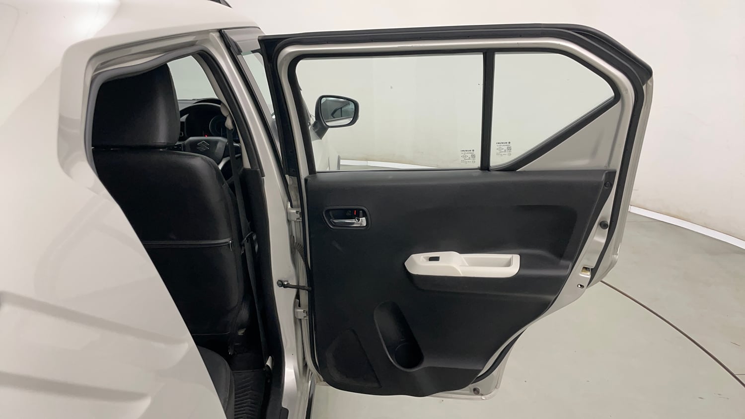 Used 2022 Maruti Suzuki Ignis Zeta 1.2 MT Petrol Manual interior RIGHT REAR DOOR OPEN VIEW