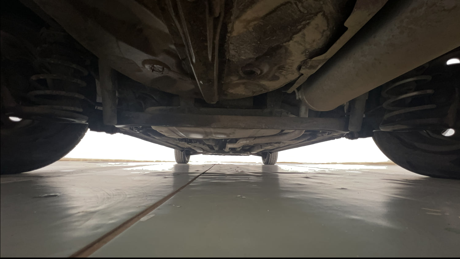 Used 2013 Hyundai i20 Magna (O) 1.2 Petrol Manual extra REAR UNDERBODY VIEW (TAKEN FROM REAR)