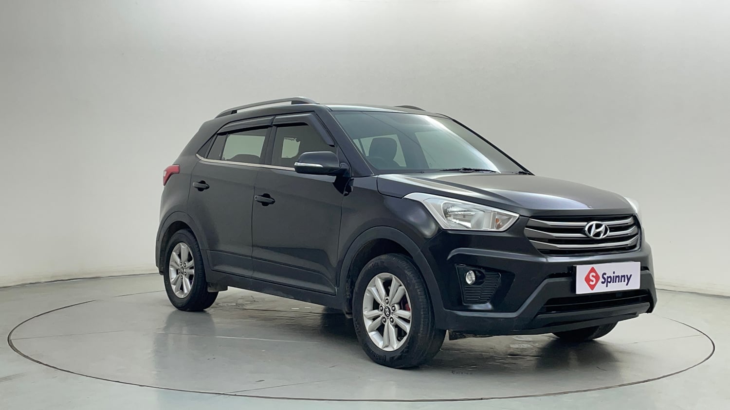 Used 2018 Hyundai Creta 1.6 E+ VTVT Petrol + CNG (Outside Fitted) Cng Manual exterior RIGHT FRONT CORNER VIEW