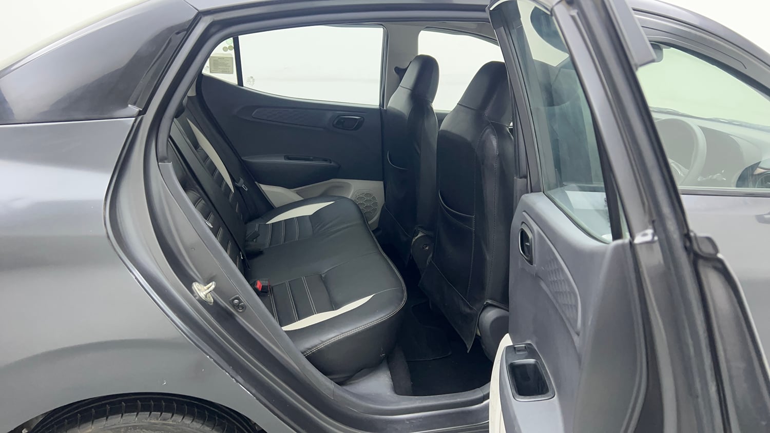 Used 2022 Hyundai Aura S 1.2 CNG Cng Manual interior RIGHT SIDE REAR DOOR CABIN VIEW