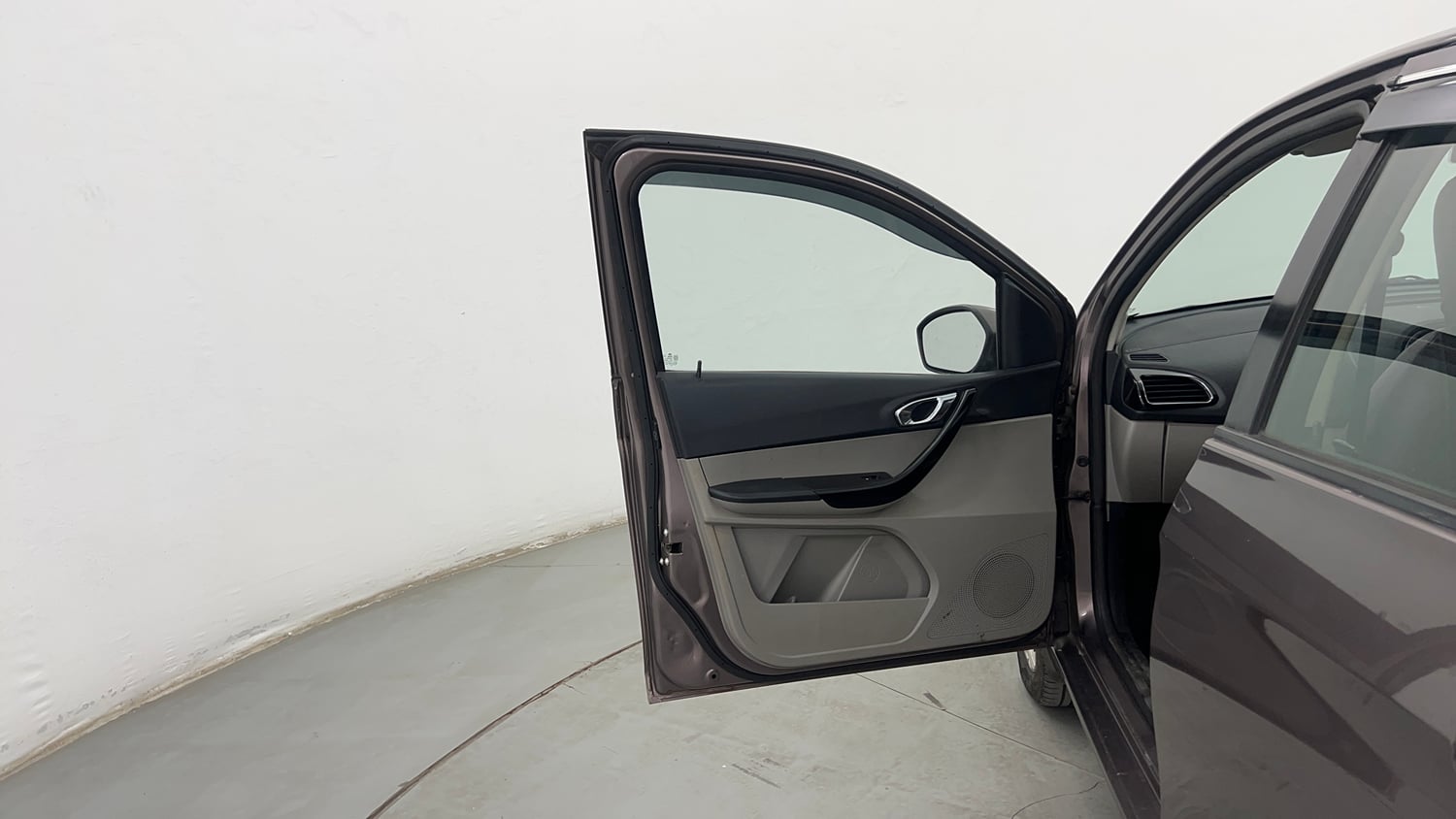 Used 2017 Tata Tiago Revotron XZ Petrol Manual interior LEFT FRONT DOOR OPEN VIEW