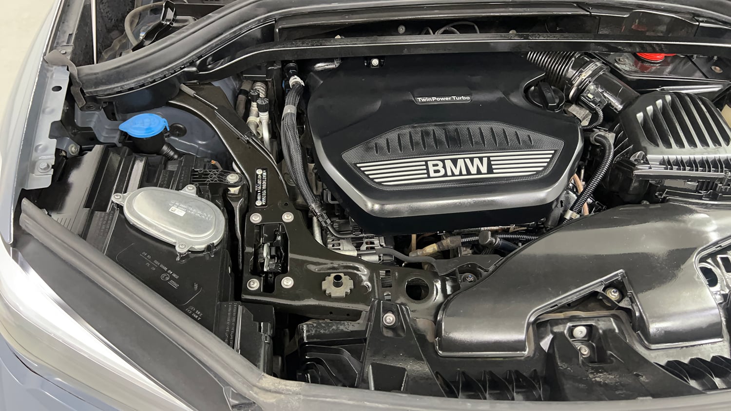 Used 2021 BMW X1 sDrive20d xLine Diesel Automatic engine ENGINE RIGHT SIDE VIEW