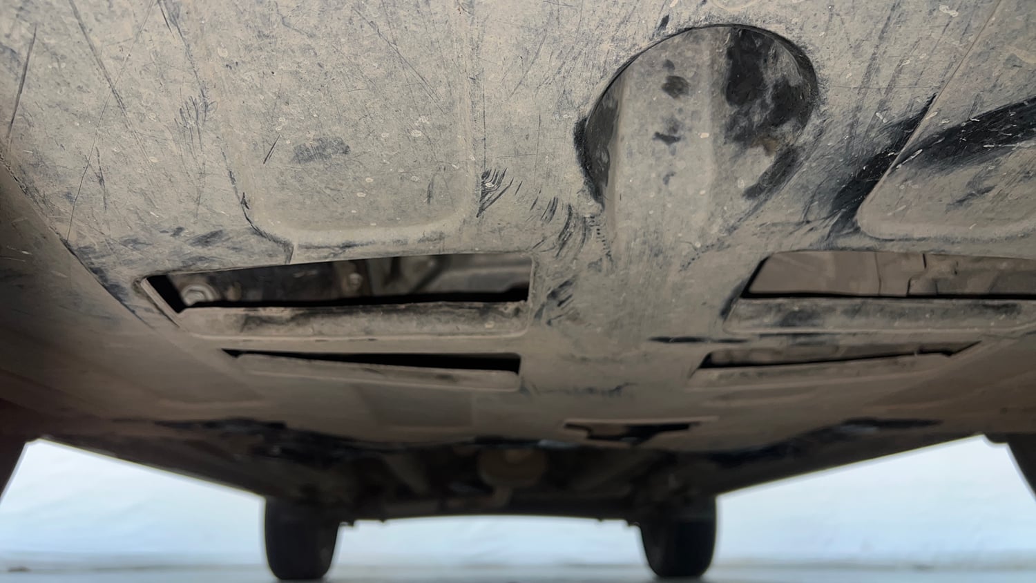 Used 2017 Hyundai Creta SX Plus 1.6 AT Petrol Petrol Automatic extra FRONT LEFT UNDERBODY VIEW