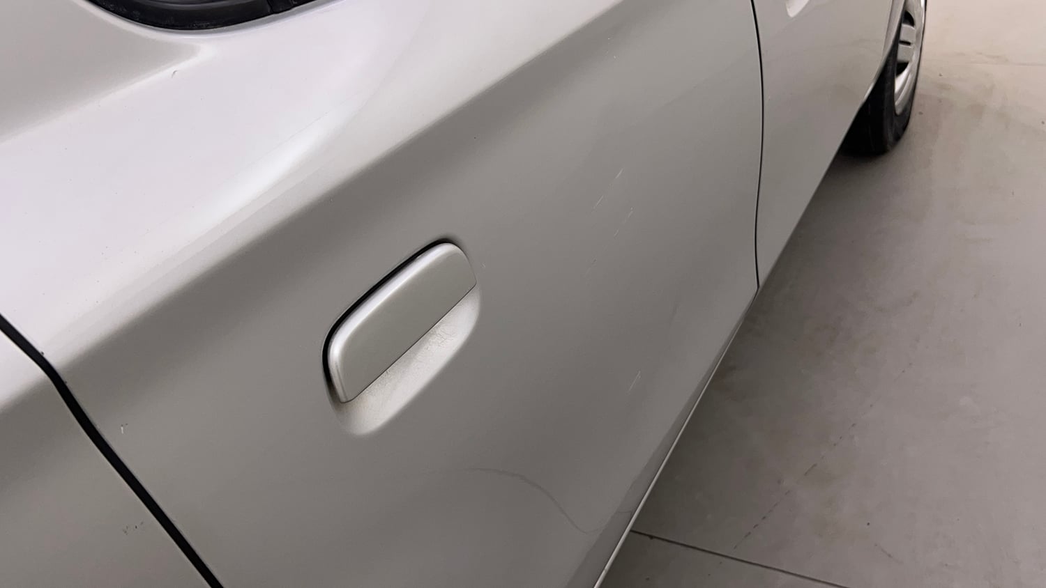 Used 2014 Maruti Suzuki Alto 800 Lxi Petrol Manual dents MINOR SCRATCH