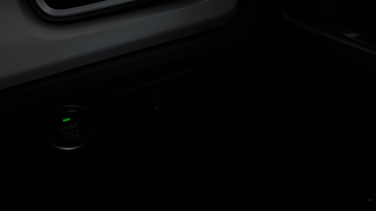 Used 2022 Tata Punch Accomplished AMT Petrol Automatic top_features Keyless start