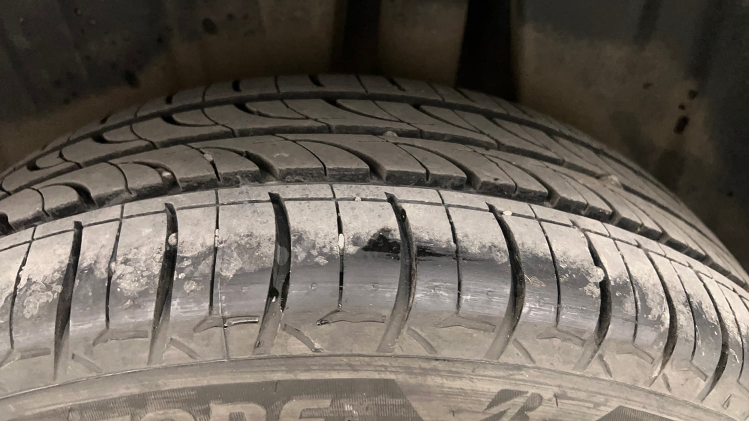 Used 2022 Toyota Glanza G Petrol Manual tyres LEFT REAR TYRE TREAD VIEW