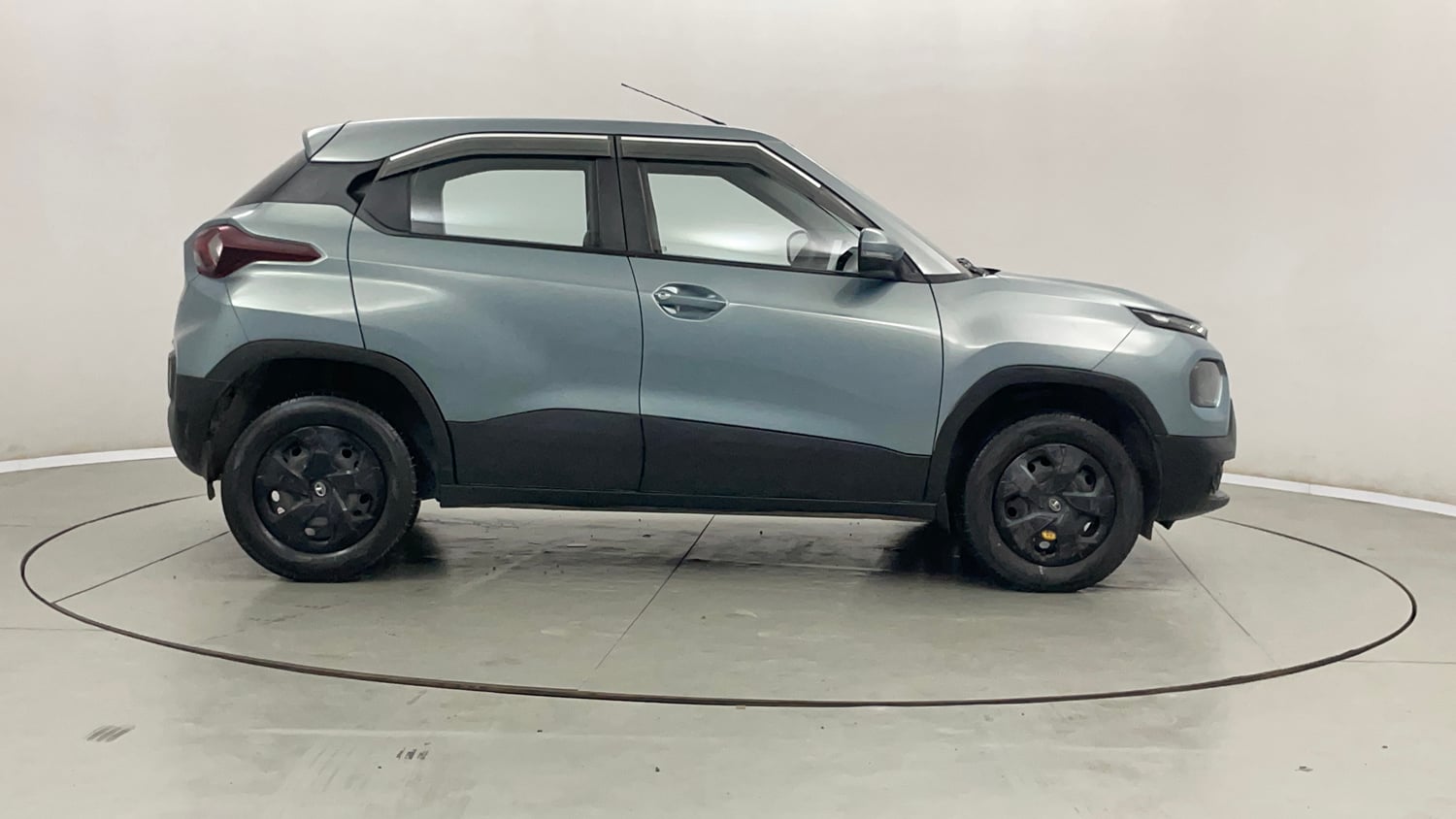 Used 2022 Tata Punch Adventure MT Petrol Manual exterior RIGHT SIDE VIEW