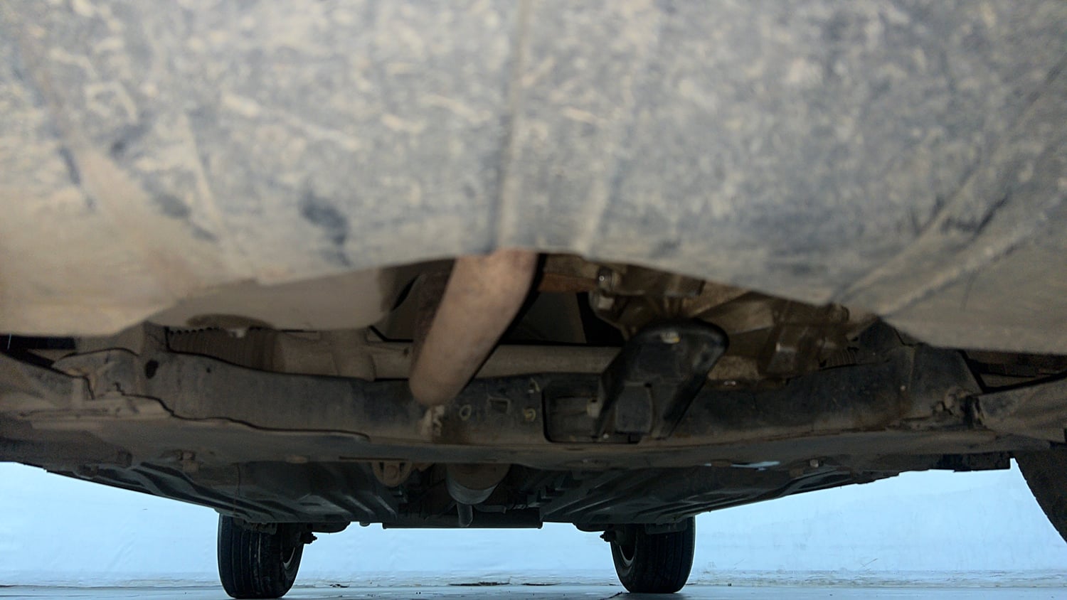 Used 2023 Maruti Suzuki Brezza ZXi Petrol Manual extra FRONT LEFT UNDERBODY VIEW