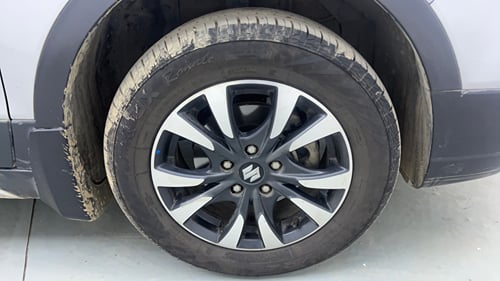 Used 2021 Maruti Suzuki S-Cross Zeta AT Petrol Automatic tyres RIGHT FRONT TYRE RIM VIEW