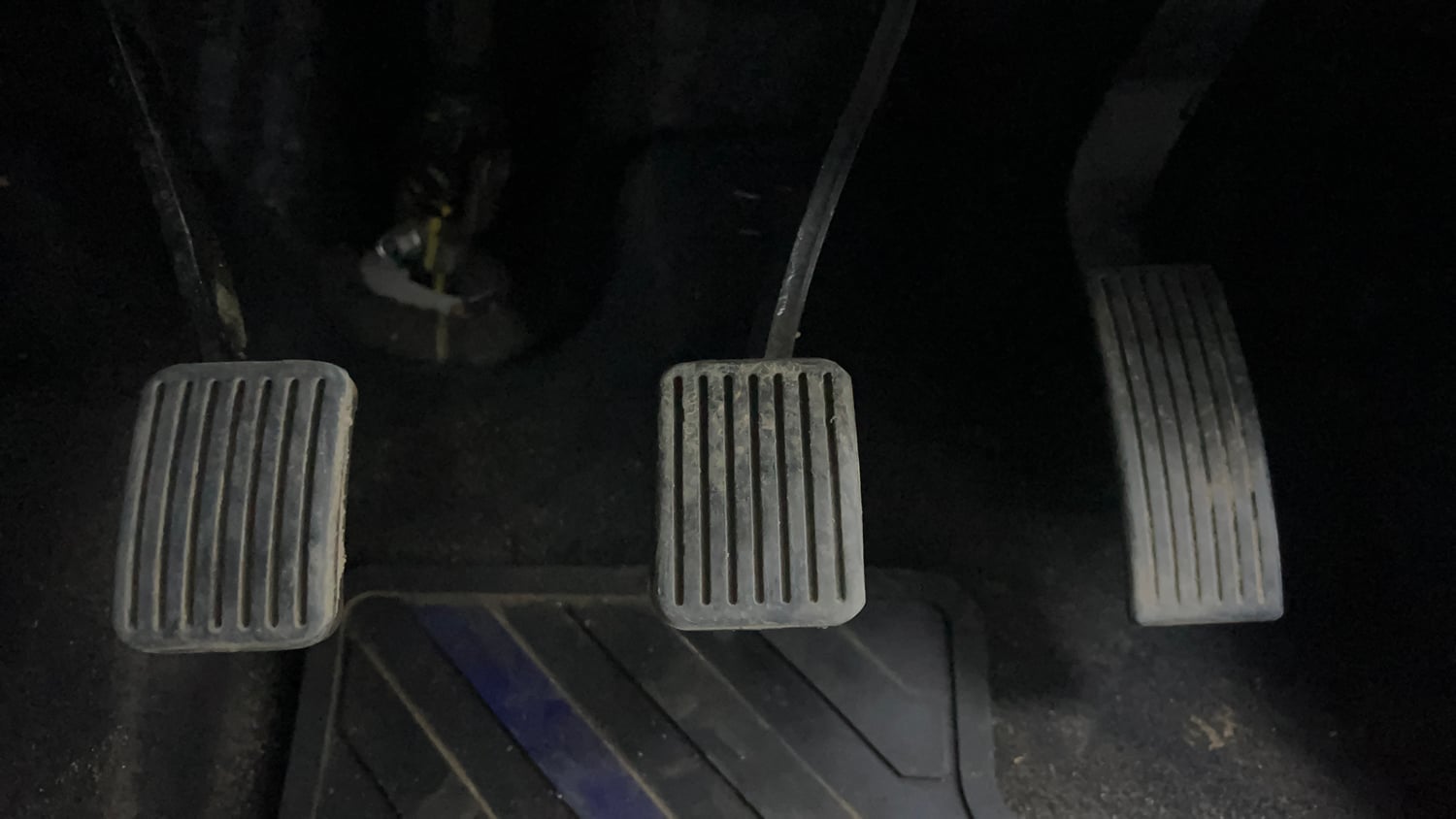 Used 2022 Hyundai Grand i10 Nios Sportz 1.2 Kappa VTVT Petrol Manual interior PEDALS VIEW