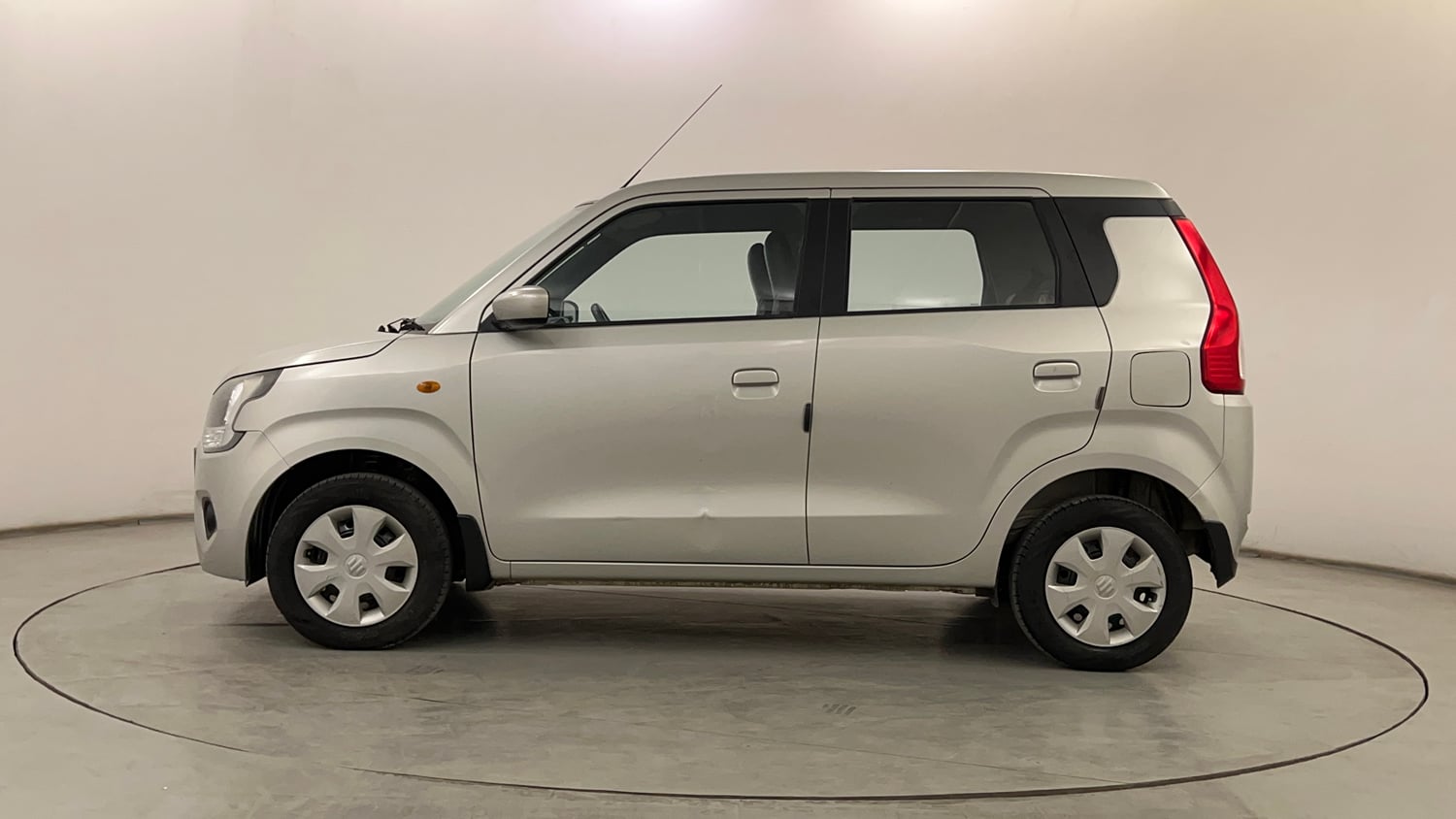 Used 2019 Maruti Suzuki Wagon R VXi 1.2 Petrol Manual exterior LEFT SIDE VIEW