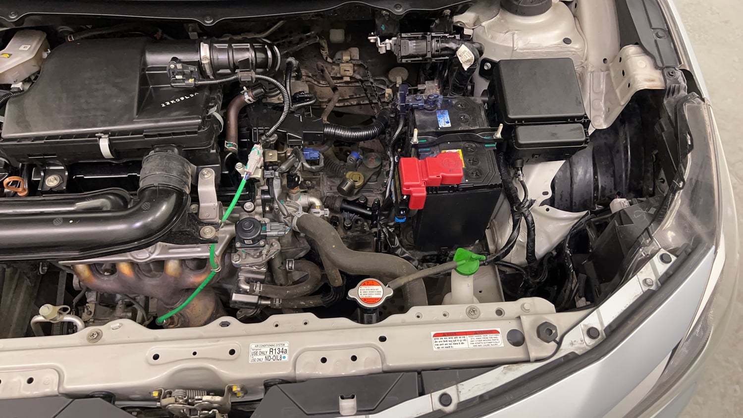 Used 2022 Toyota Glanza G Petrol Manual engine ENGINE LEFT SIDE VIEW