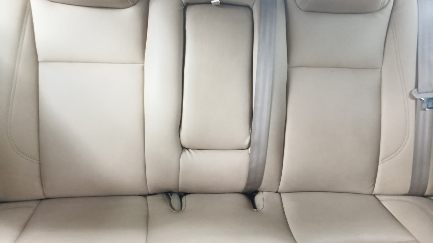 Used 2017 Maruti Suzuki Ciaz Delta 1.4 MT Petrol Manual interior REAR SEAT CONDITION VIEW