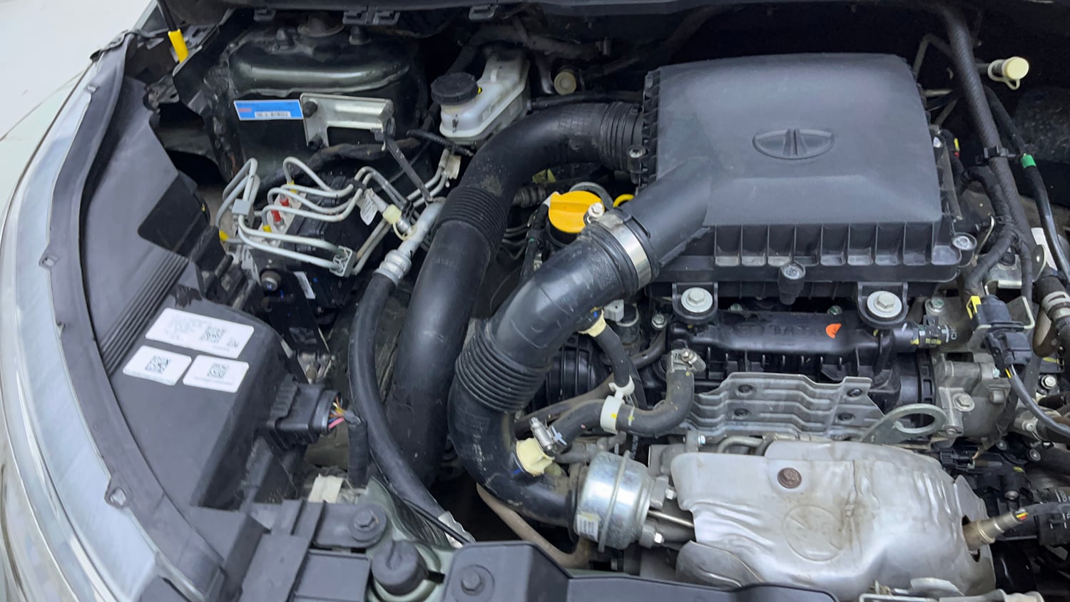 Used 2022 Tata Nexon XZ Plus (Premium) Petrol Manual engine ENGINE RIGHT SIDE VIEW