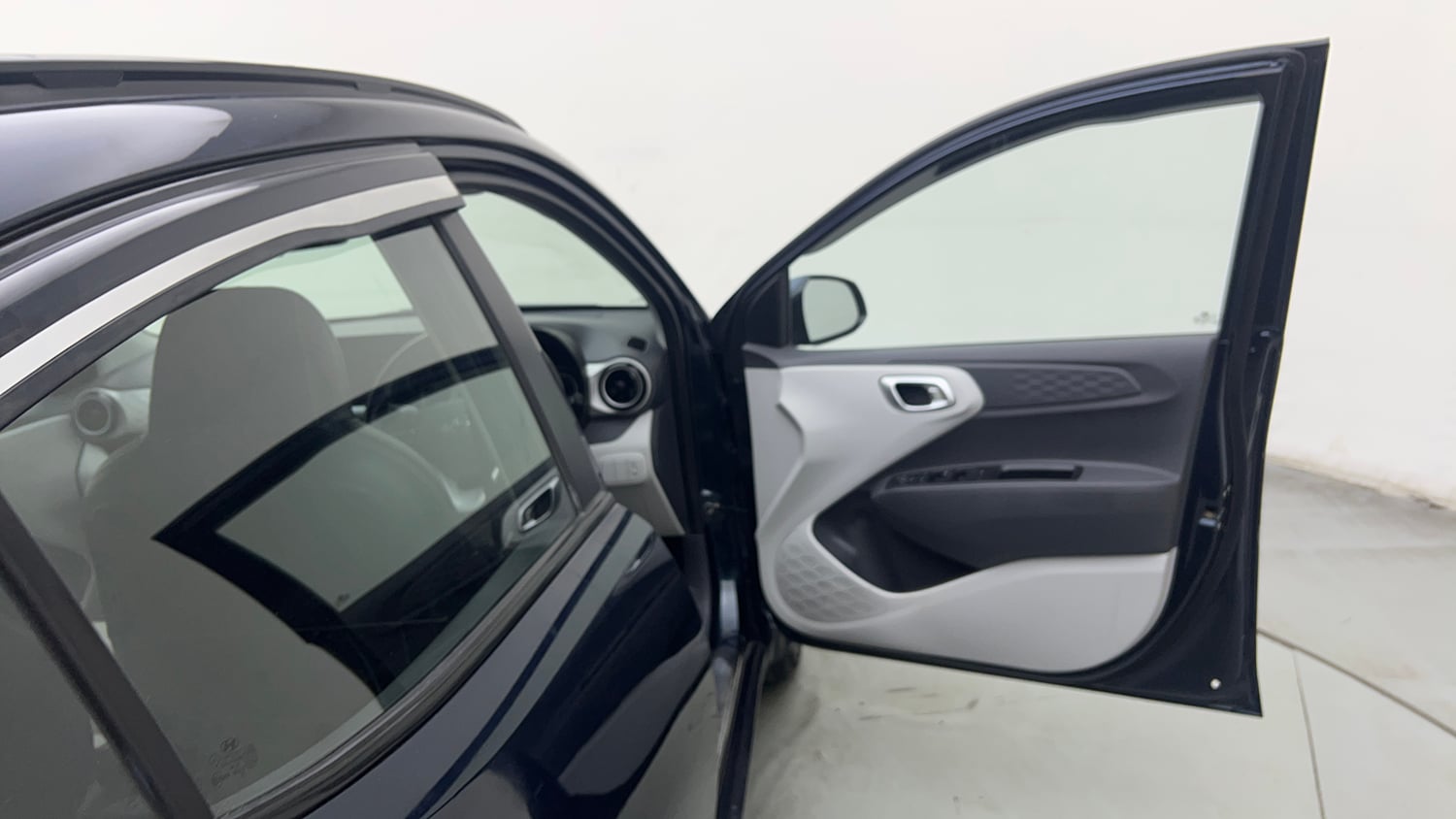 Used 2023 Hyundai Grand i10 Nios Sportz AMT 1.2 Kappa VTVT Petrol Automatic interior RIGHT FRONT DOOR OPEN VIEW