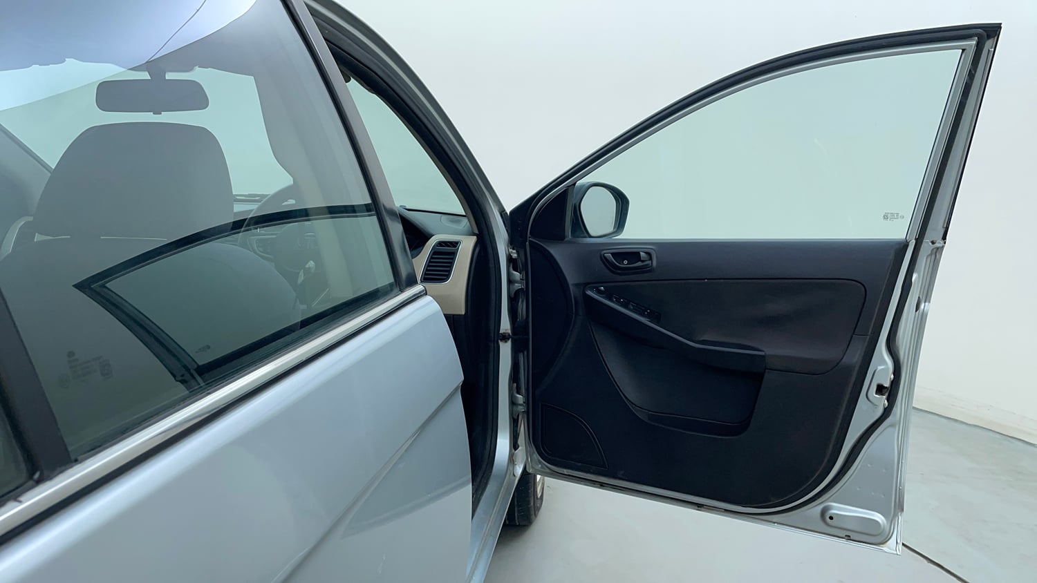 Used 2015 Tata Zest XM Petrol Petrol Manual interior RIGHT FRONT DOOR OPEN VIEW